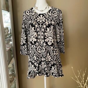 Floral Hi-Lo Tunic Blouse